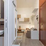 Comfortable Two-room Porta Romana M3 公寓