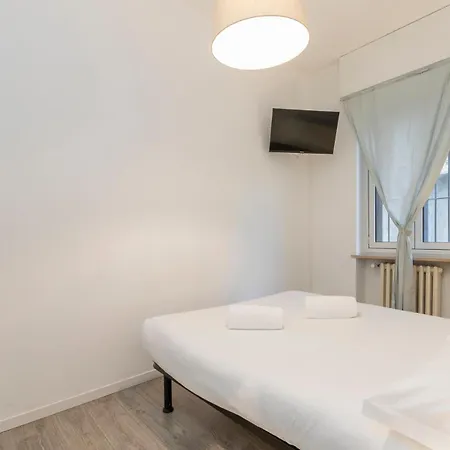 Comfortable Two-room Porta Romana M3 Appartement Milan