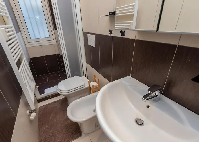 Apartment Comfortable Two-room Porta Romana M3 Milan